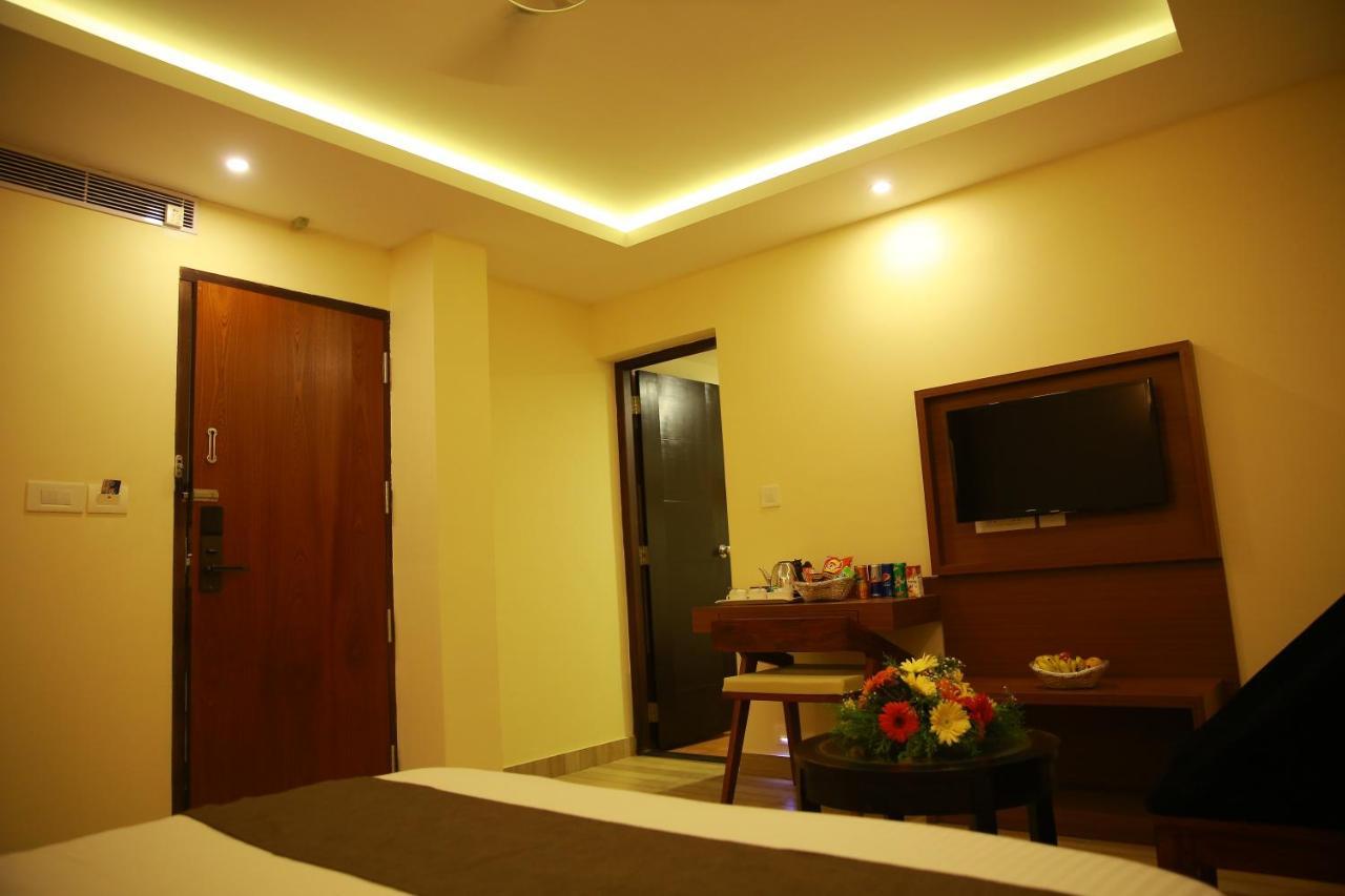 D'Chandelier Kochi 外观 照片
