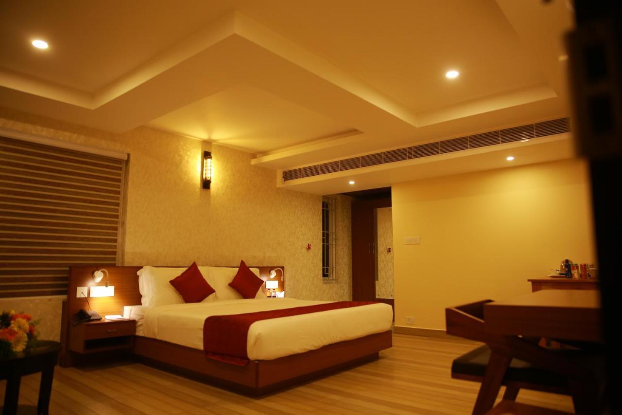 D'Chandelier Kochi 外观 照片